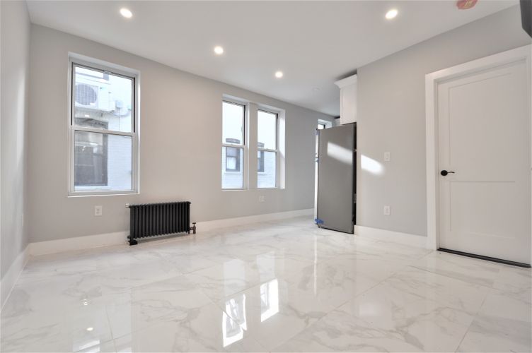 217 East 92nd Street Property Image